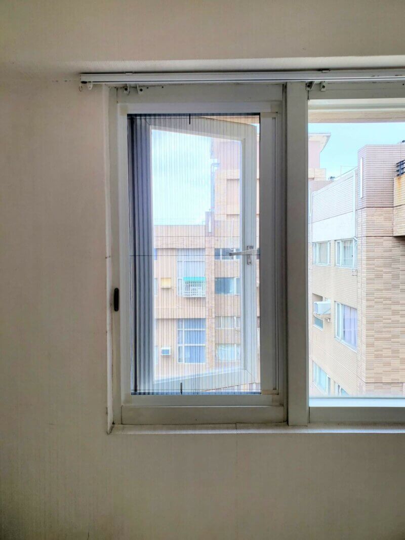 台南市永康區中山東路 推射窗 折紗 安裝