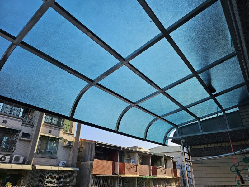 不鏽鋼 遮雨棚 PC板 更換 PC耐力板 台南市東區崇善十五街