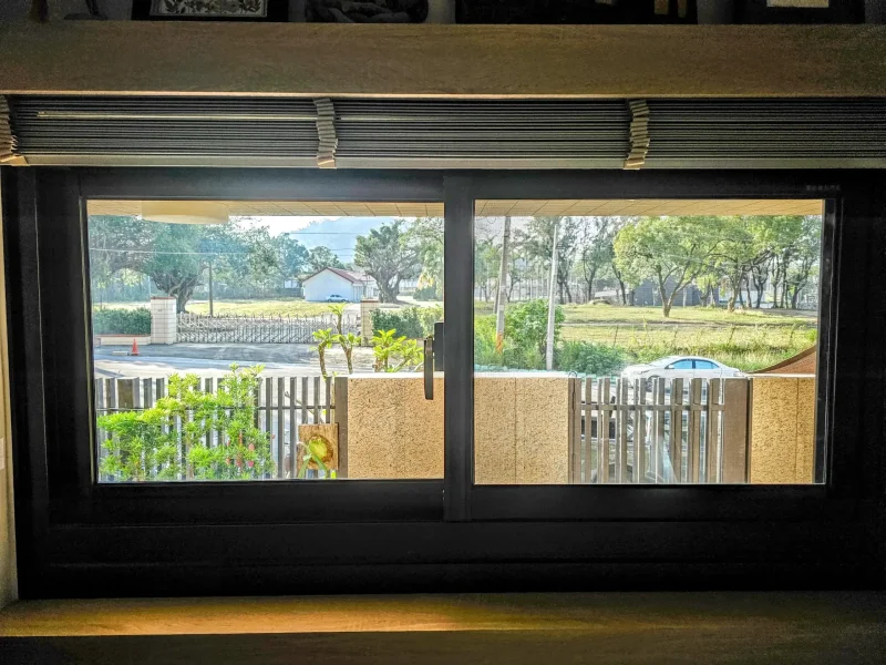 國田精品門窗橫拉式氣密窗外觀