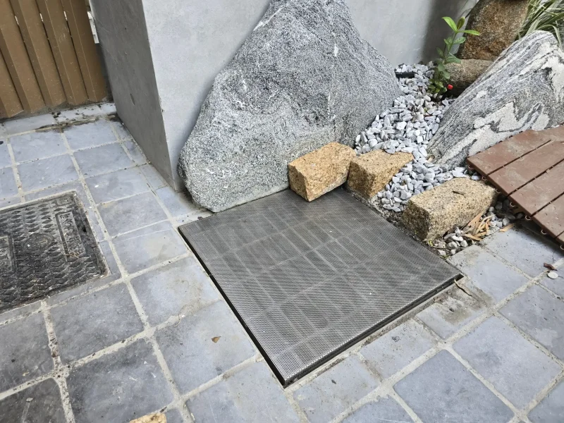 堅固耐用的不鏽鋼材質，解決紗網破損問題