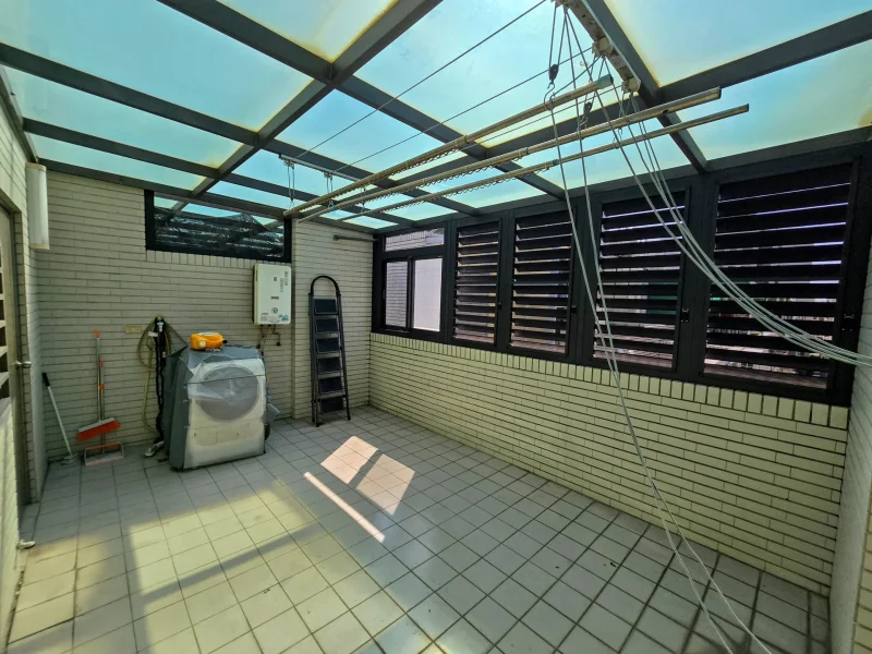 頂樓露台鋁門窗完工檢驗過程