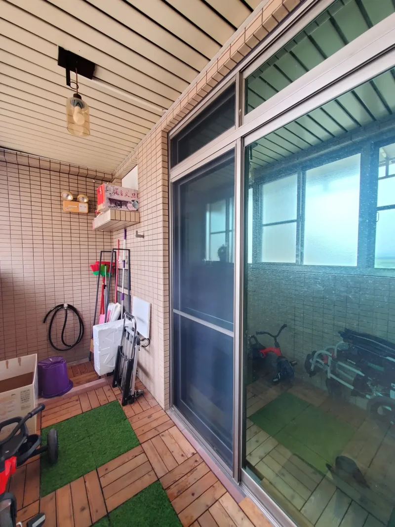 落地窗全室換網成果