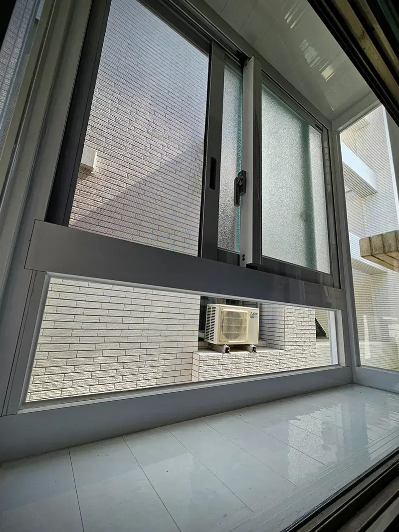 貓咪觀景氣密凸窗設計