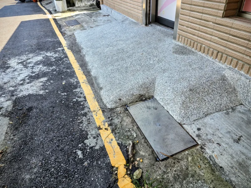 安心踏出每一步:好室科技防滑耐磨溝蓋網表面設計